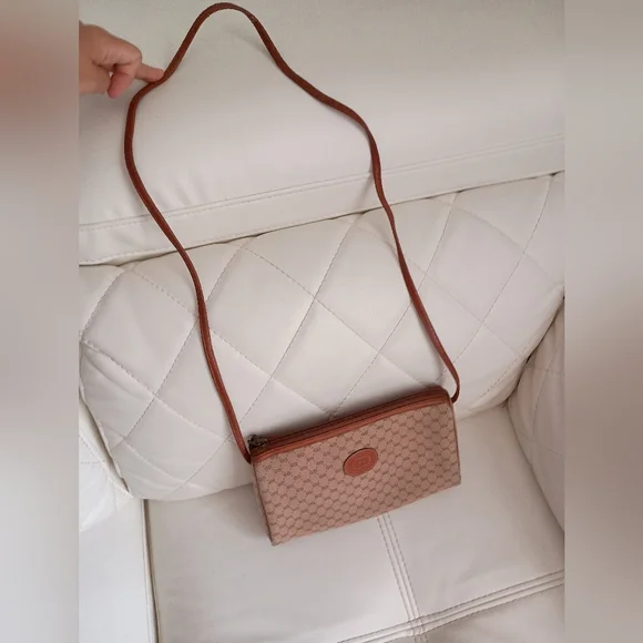 Authentic GUCCI Canvas Leather Micro GG Supreme Crossbody Bag - Picture 3 of 17